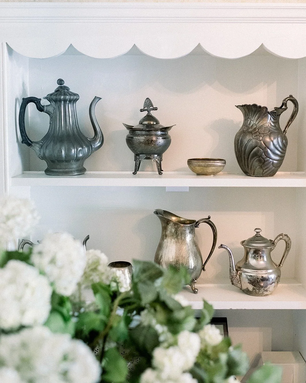 It&rsquo;s the little details that make a stay feel special ✨ From thoughtfully curated antiques to quiet corners filled with character, every space at Stagecoach Inn has a story waiting to be discovered.
Come explore the Hudson Valley this spring, t