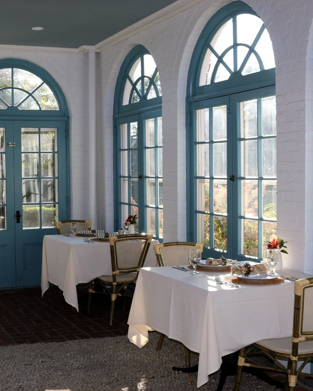Long weekend plans? Let us do the cooking ✨
Join us at Stagecoach Inn this Friday &amp; Saturday from 4&ndash;9pm for seasonal bistro dining, handcrafted cocktails, and a relaxed evening in one of the Hudson Valley&rsquo;s most charming settings. Gat