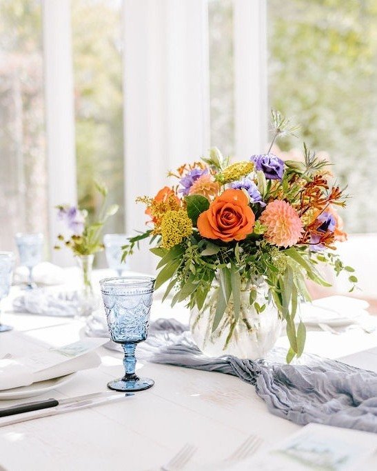 ✨ Beautiful spaces. Thoughtful details. A celebration that feels uniquely yours. ✨
One of the best parts of an inn buyout is having the freedom to make every space your own. From vibrant florals and carefully curated tablescapes to sun-filled gatheri