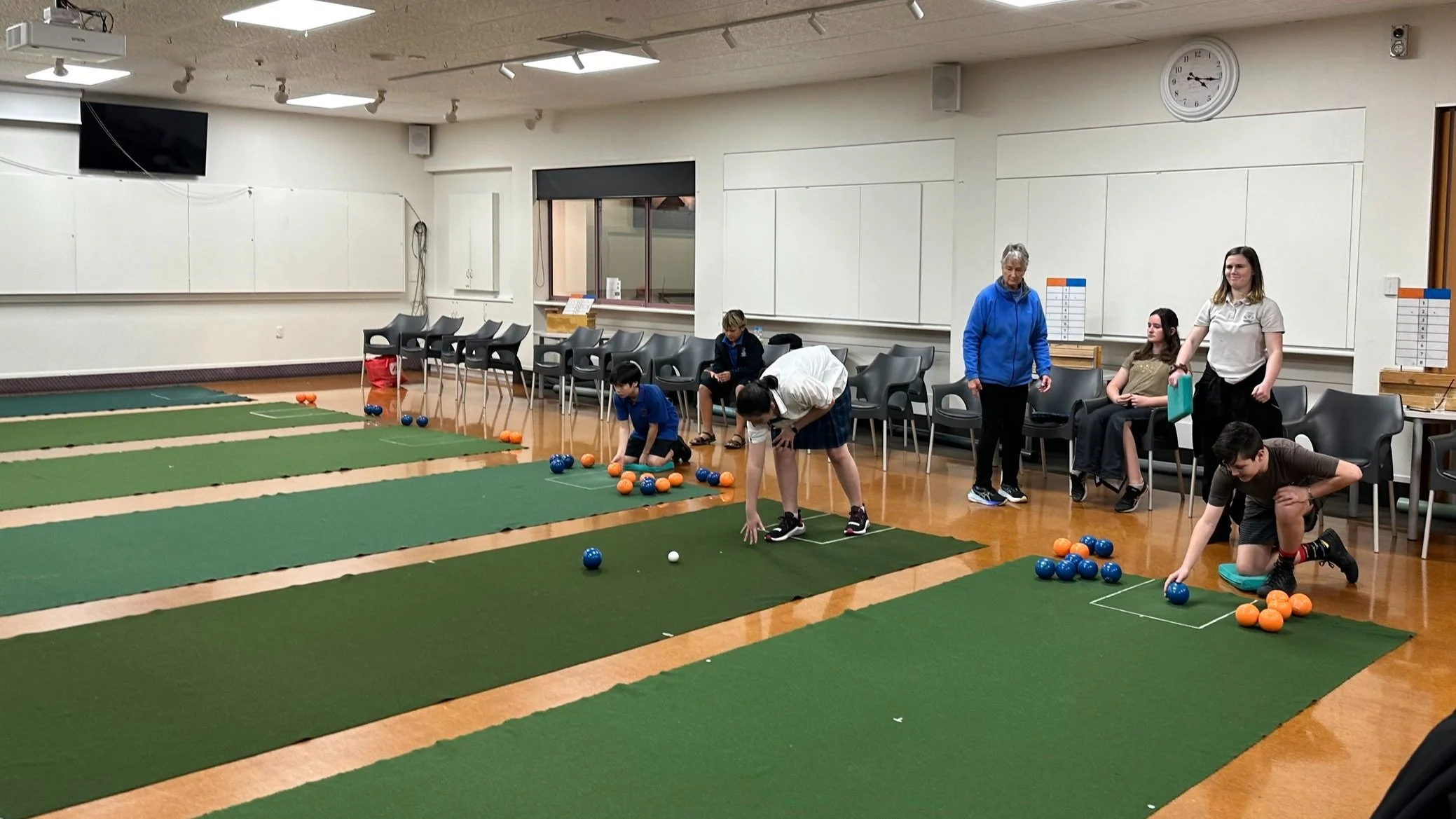Indoor Bowls — Tauranga Citz Club