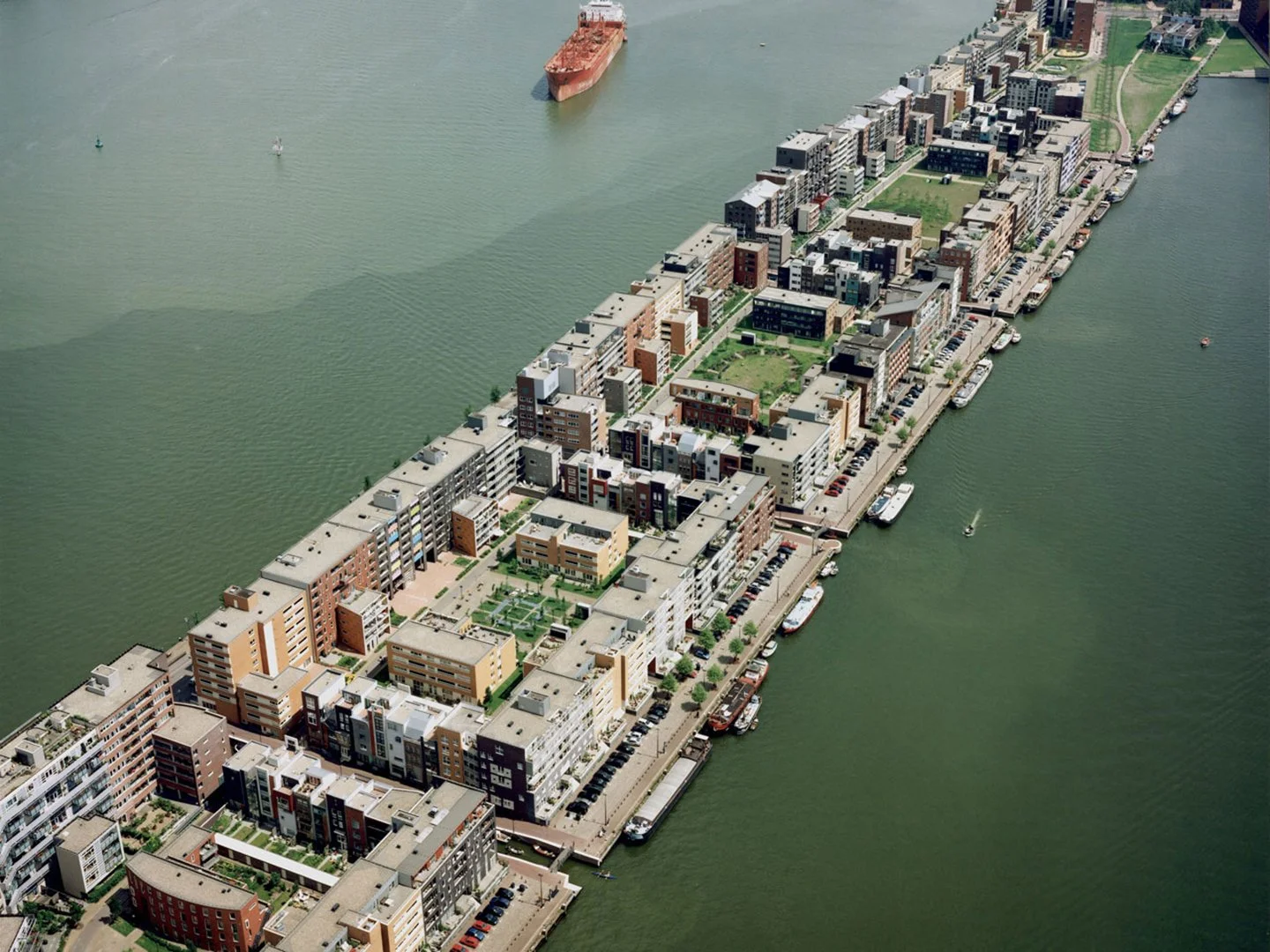 Amsterdam Java Island 4.jpg