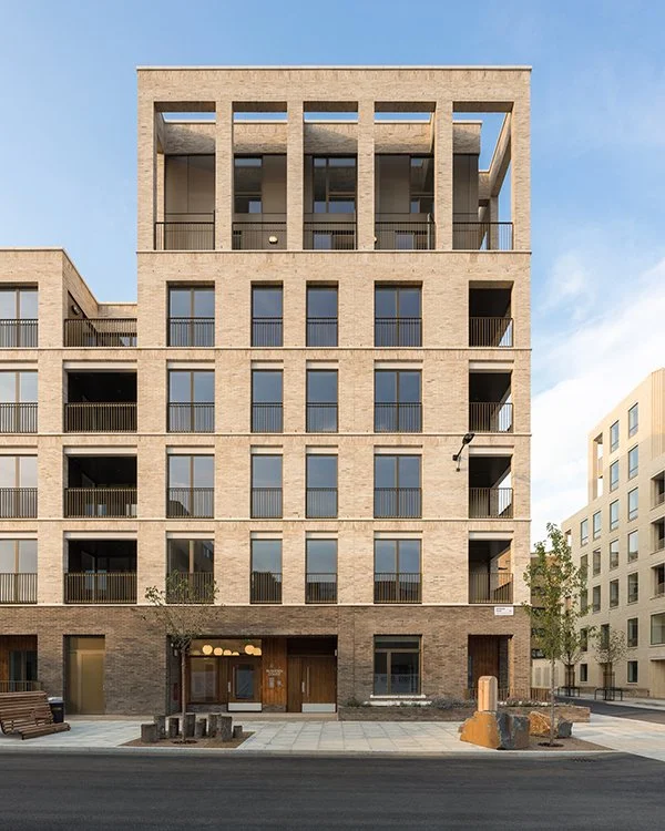 London King's Crescent housing Karakusevic Carson 1.jpg