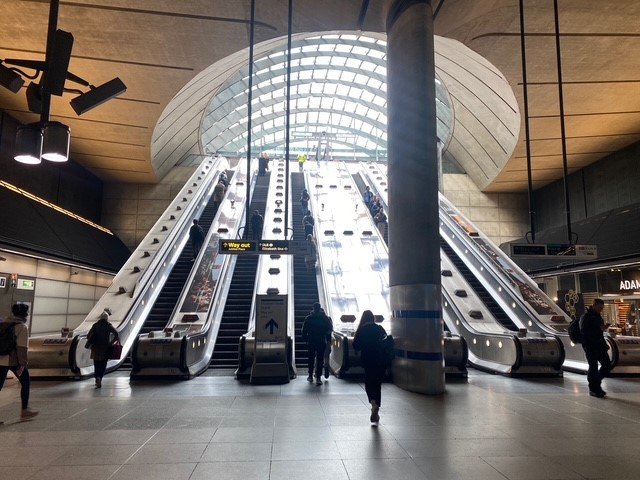 Canary Wharf Jubilee Line Station by Foster and Partners