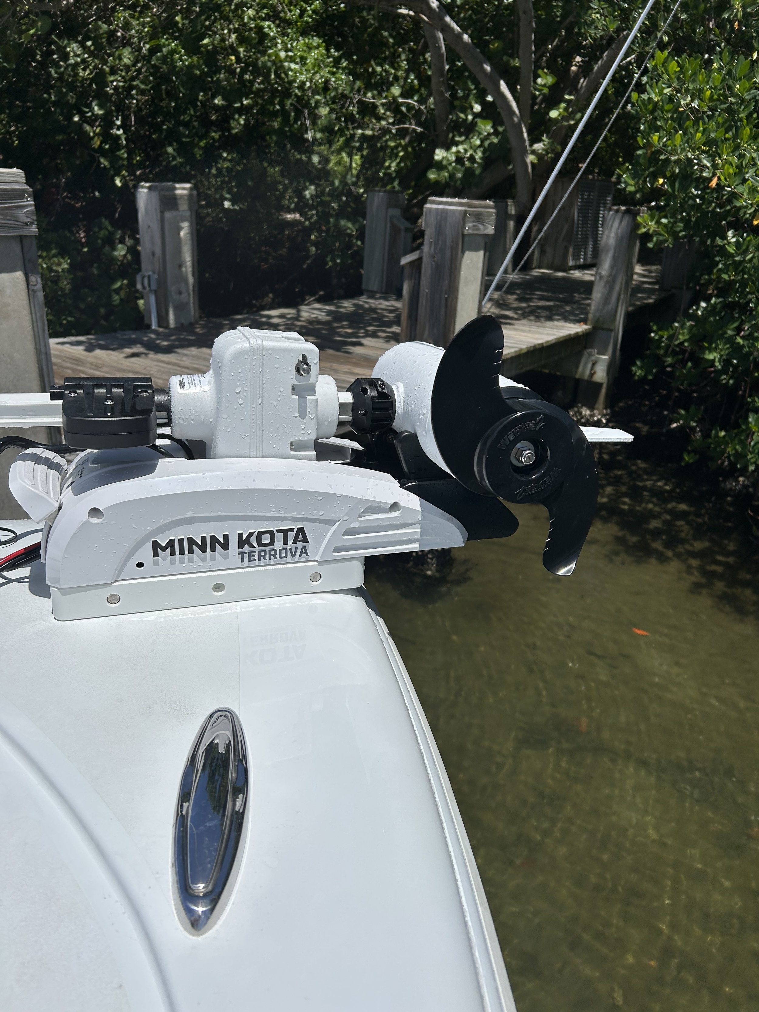 Flats mako trolling motor installation, Jupiter marine electronics, new batteries, new charger, marine lighting work, grouper lights