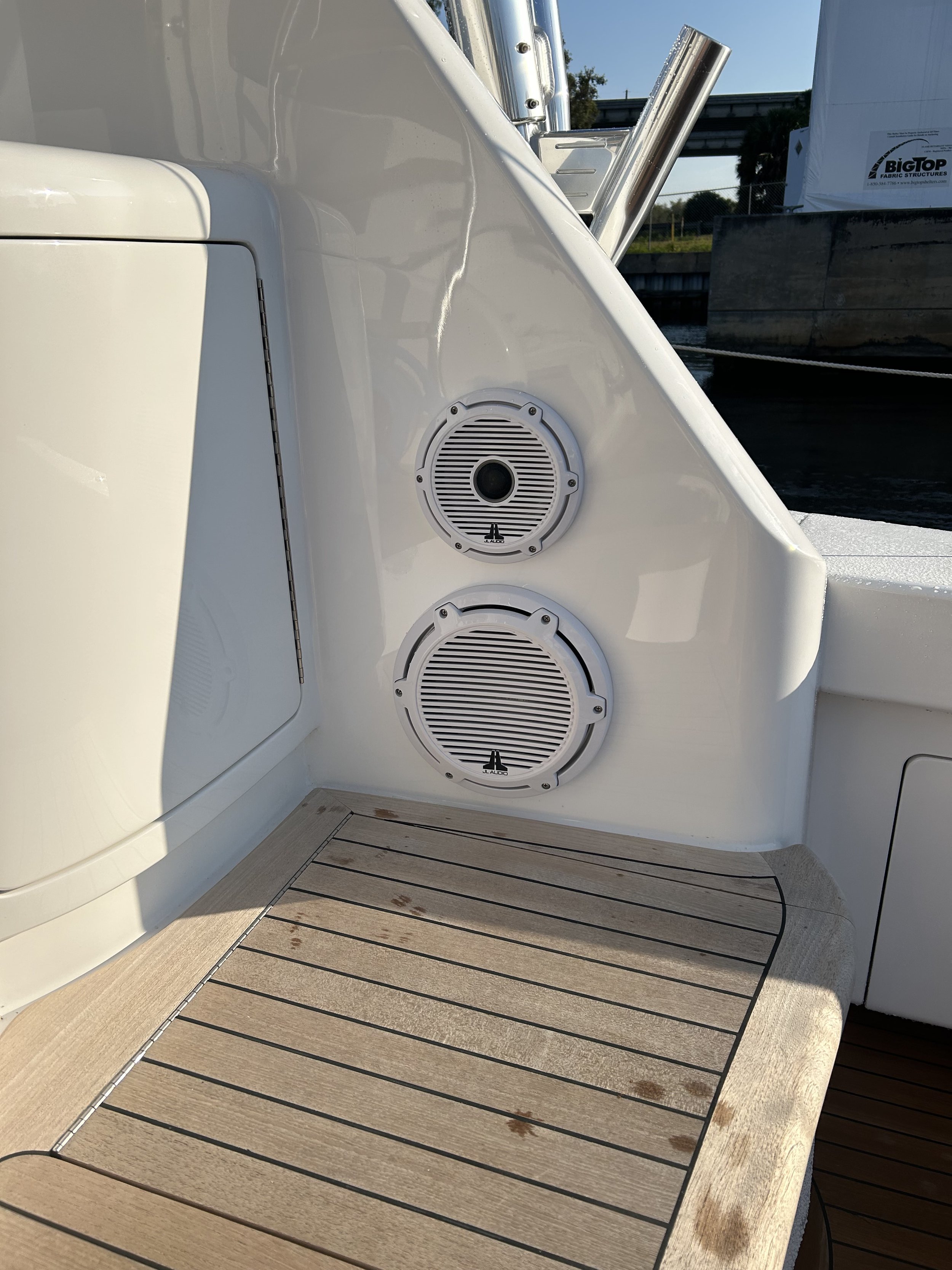 Viking Starlink, radar, GOST, security, nav tracking, GPS tracking, cameras, omni sonar install, stereo upgrade, yacht management, A/V work, Jupiter marine electronics, omnisense night vision camera