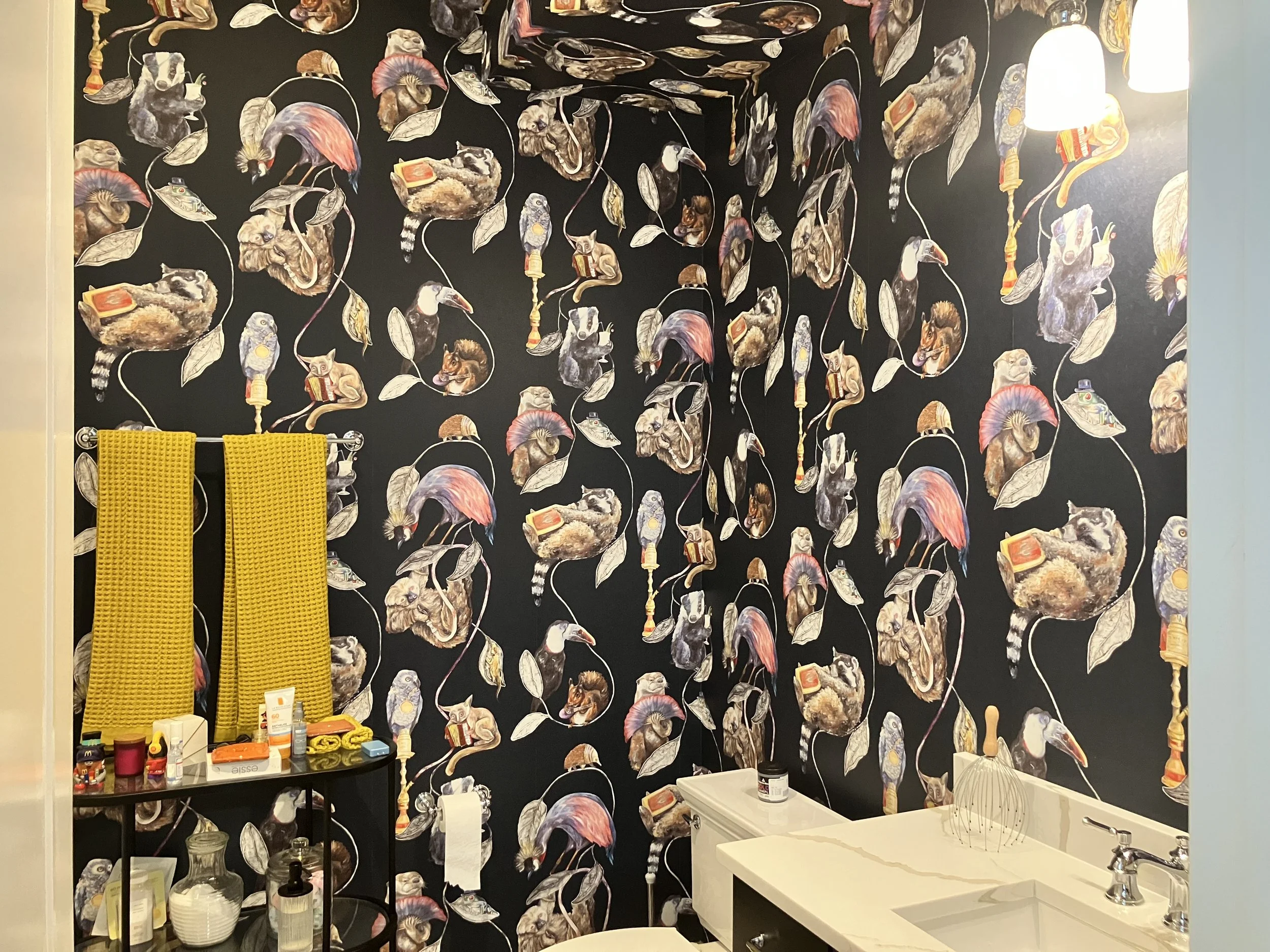 What a fun wallpaper to work with!