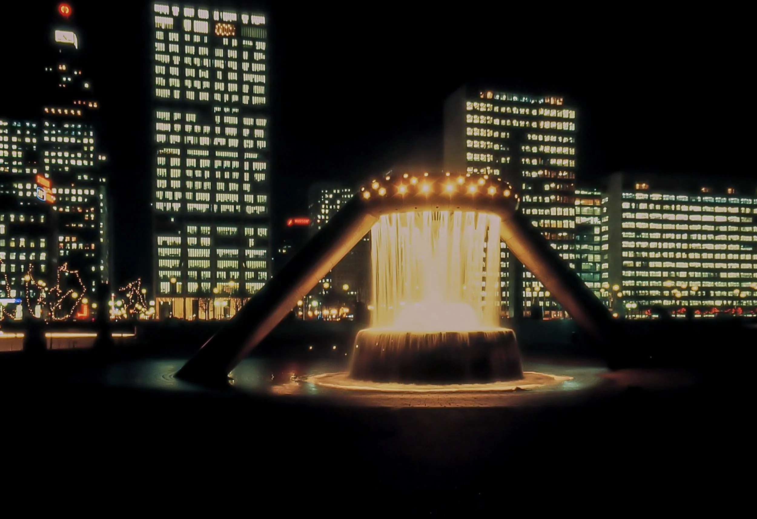 Noguchi Fountain at Heart Plaza at night.jpg