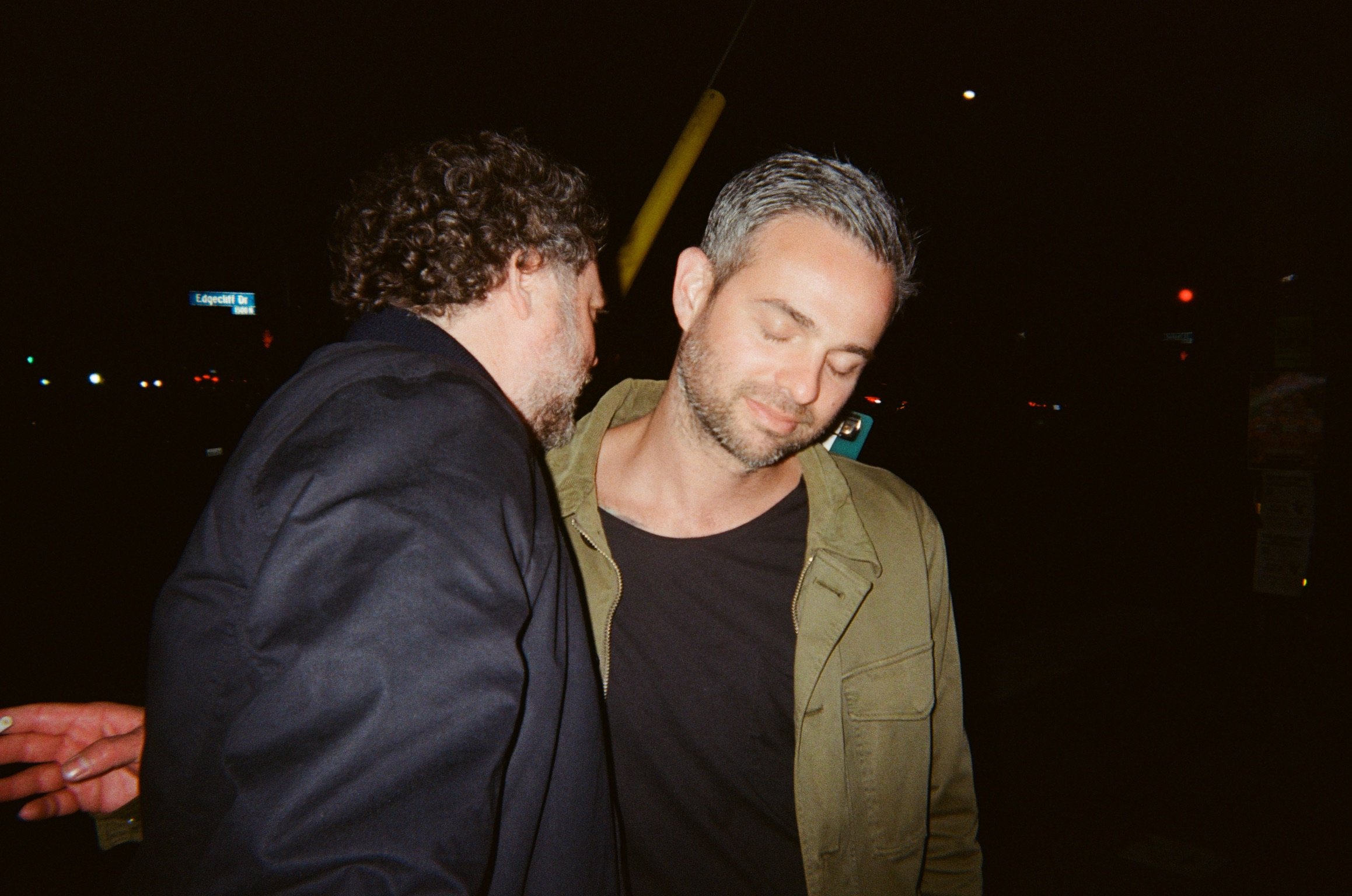 669109_0004.jpg