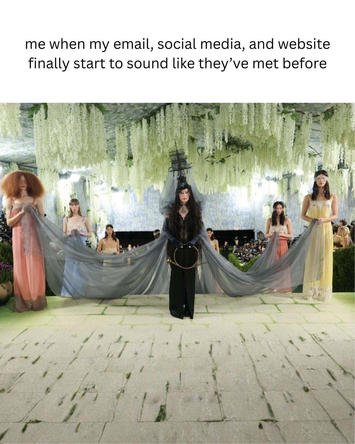 Breaking news: your email marketing team and social media team have officially exchanged contact information 🤝

#corporatehumor #workmemes #marketingadvice #smallbusinessowner #metgala