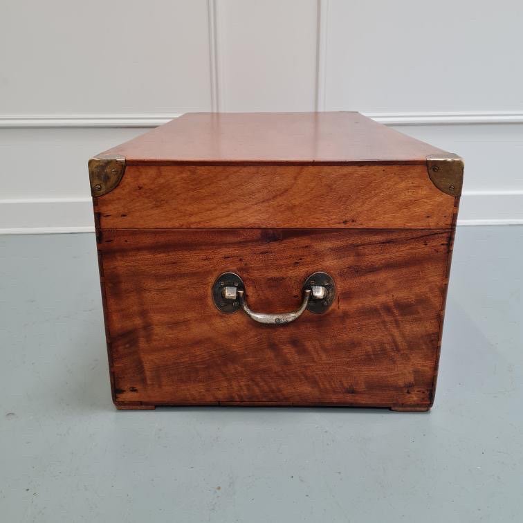 camphor-wood-trunk-box-antique-campaign-vintage-brass-2.jpg