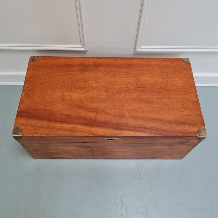 camphor-wood-trunk-box-antique-campaign-vintage-brass-3.jpg