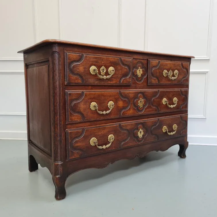 18th-century-French-oak-commode-antique-louis-XV
