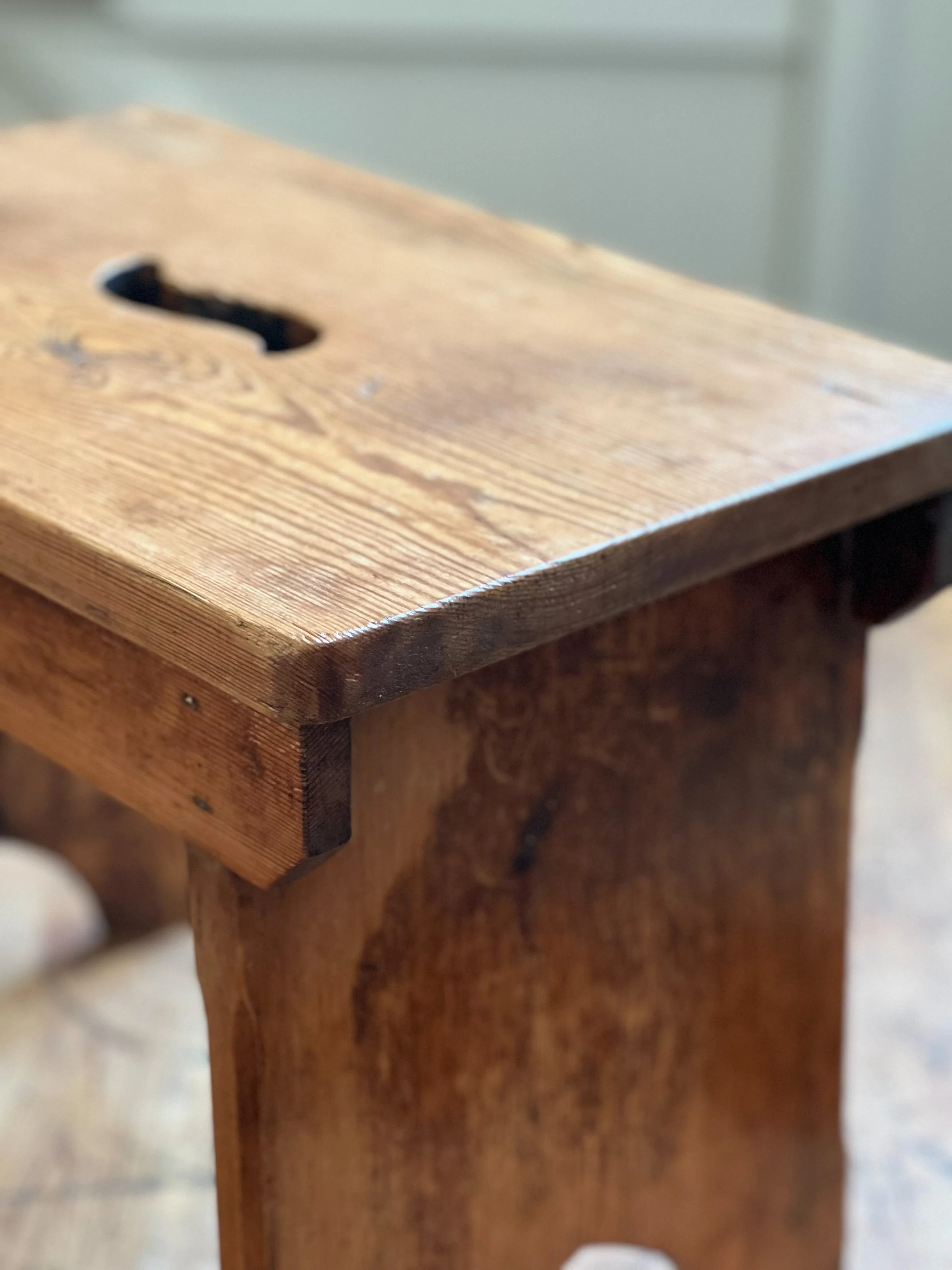 english-pine-stool-country-house-4.jpg