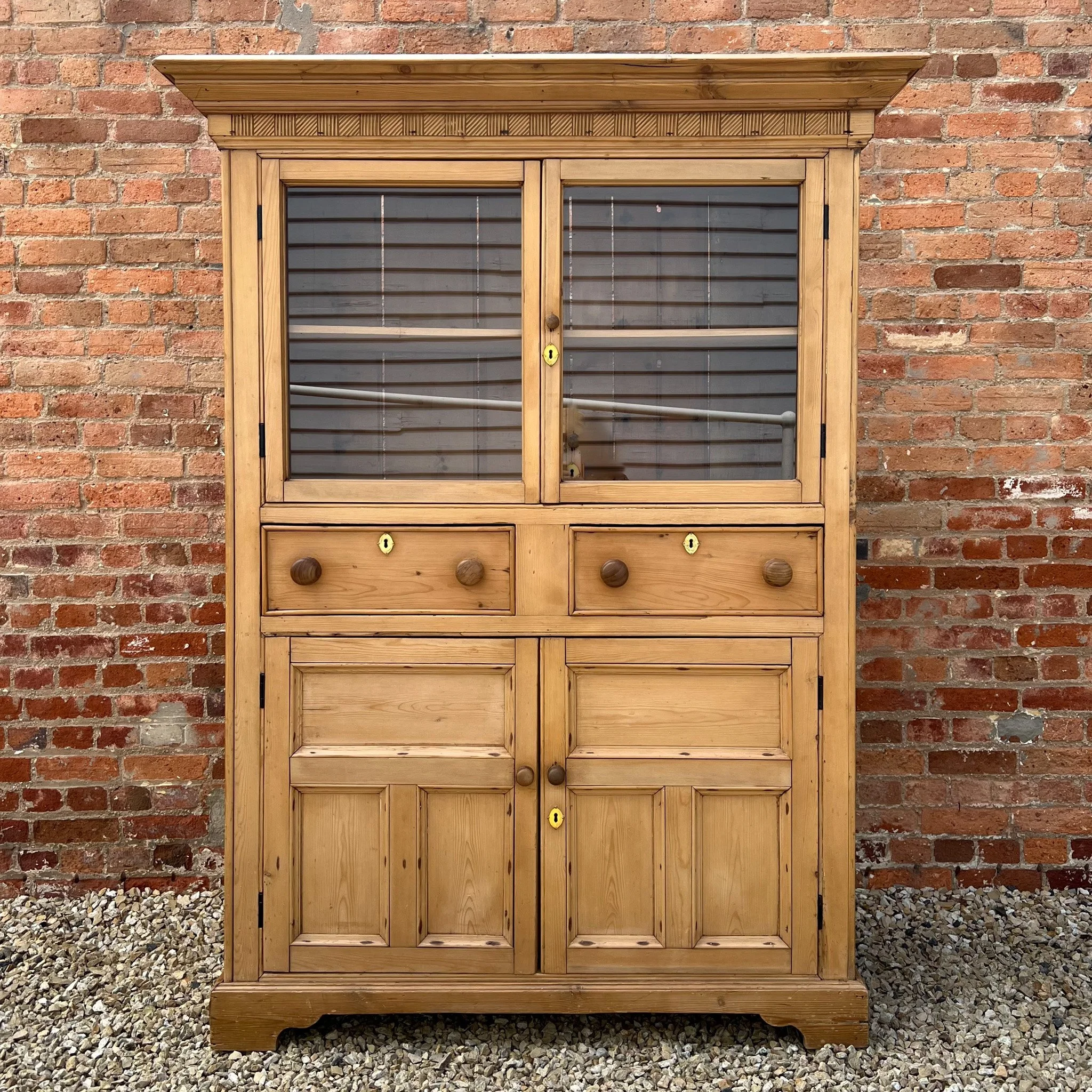 OC0803-irish-pine-kitchen-dresser-hutch-english-victorian-5.jpg
