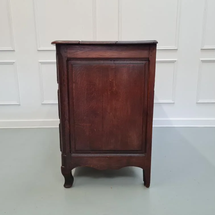 18th-century-French-oak-commode-antique-louis-XV