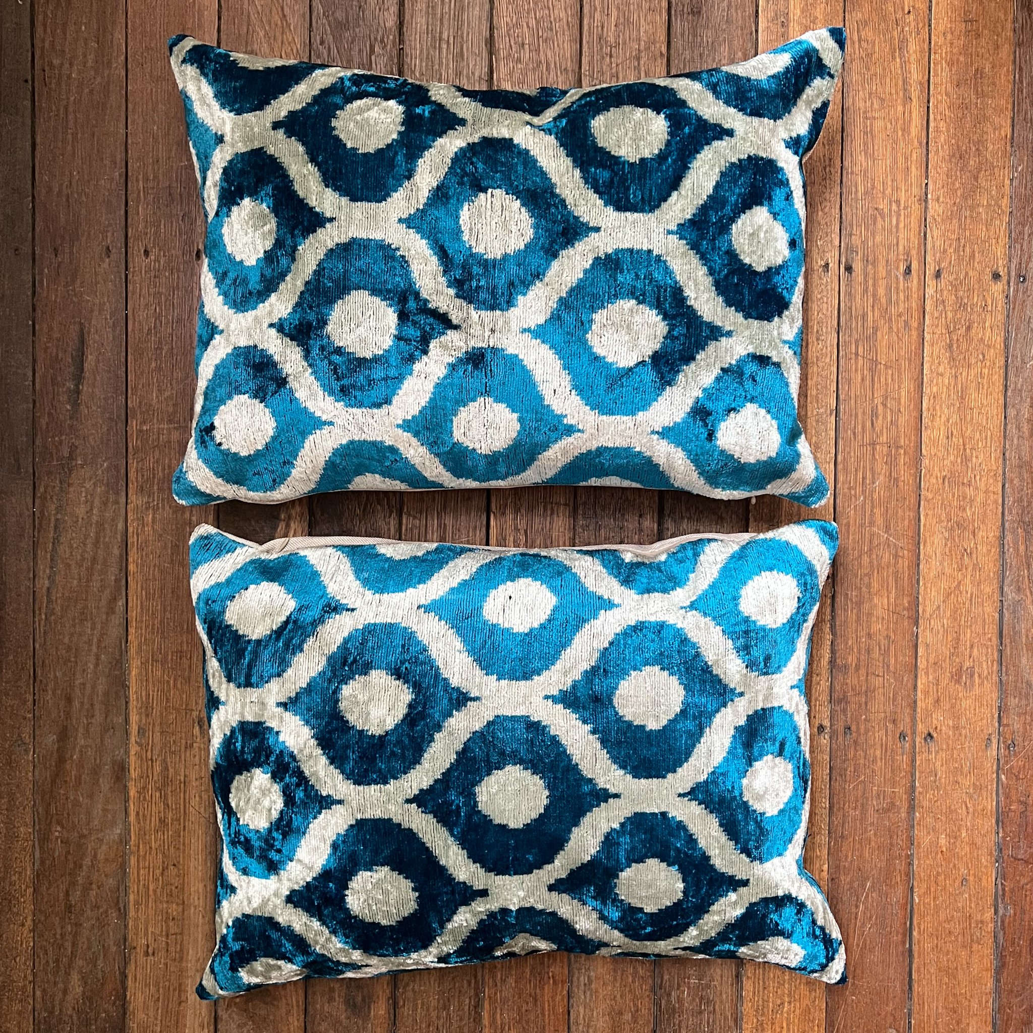 Kilim-cushion-susani-ikat-turkish-carpet-vintage-fragment-42.jpg
