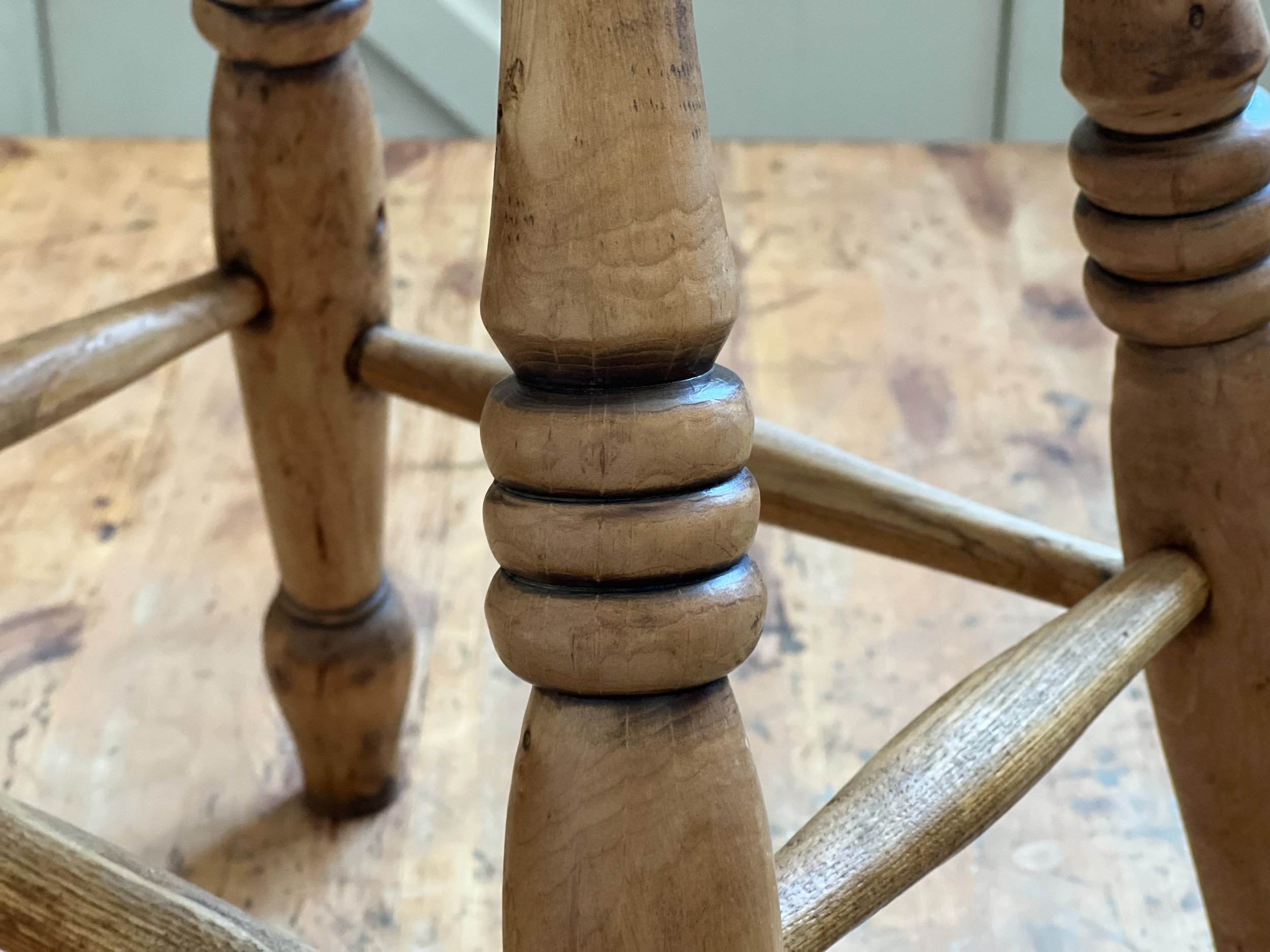 english-elm-stool-country-house-3.jpg