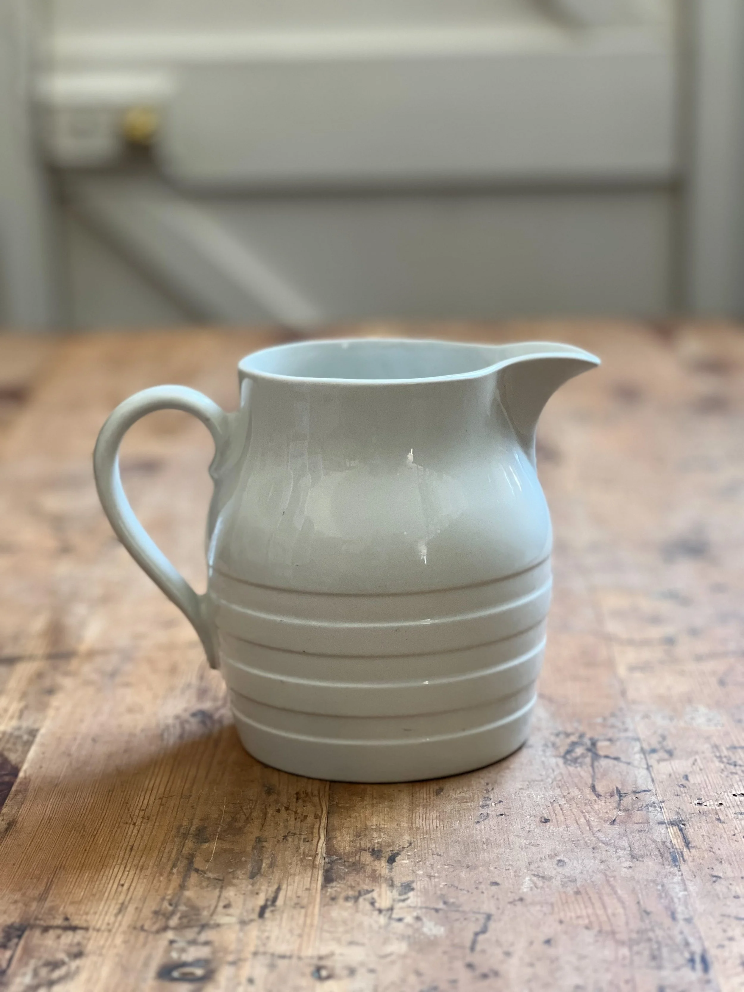 english-ironstone-3-pint-dairy-milk-jug-dairy-vintage-2.jpg