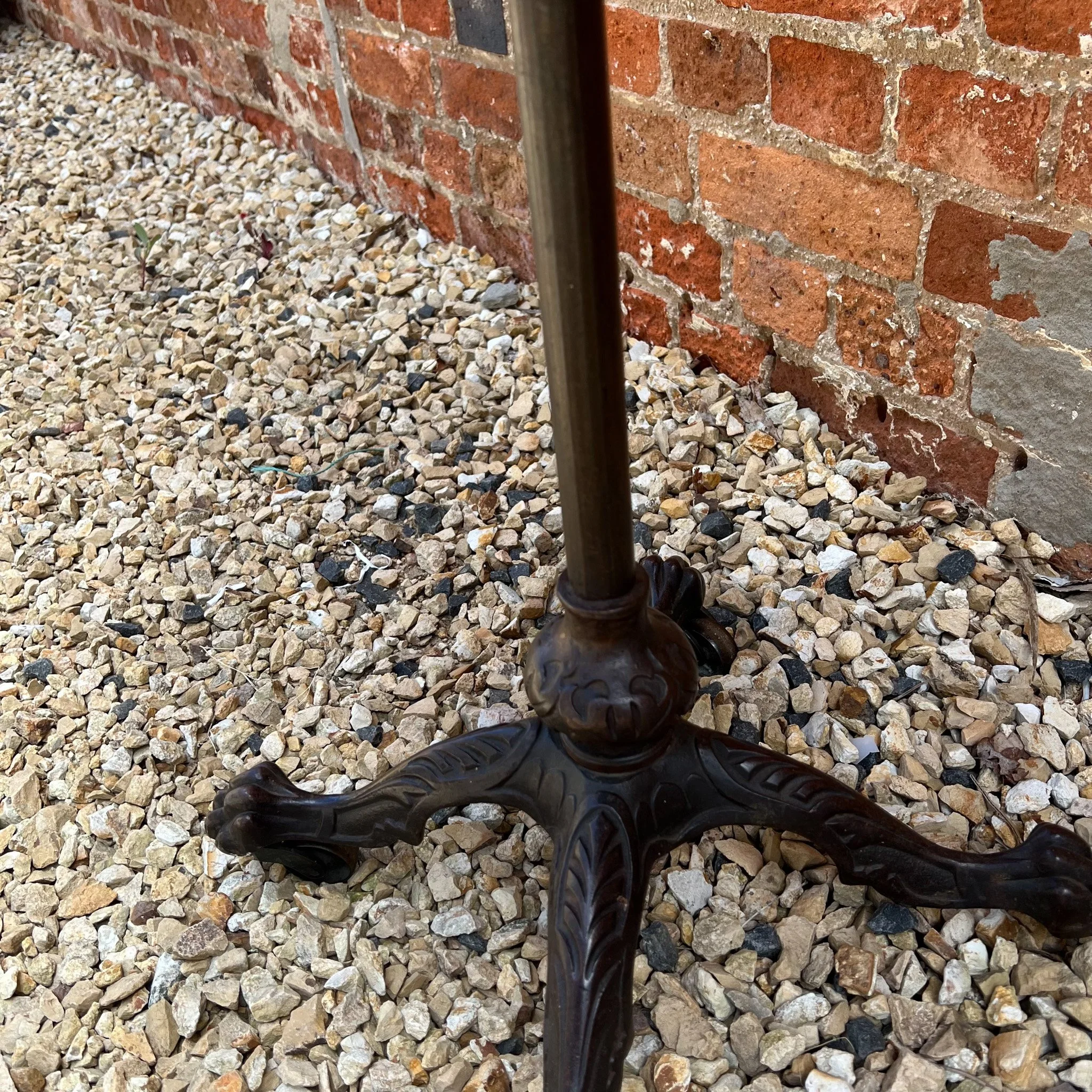 English-Victorian-cast-iron-mahogany-telescopic-table-D8303-1.jpg