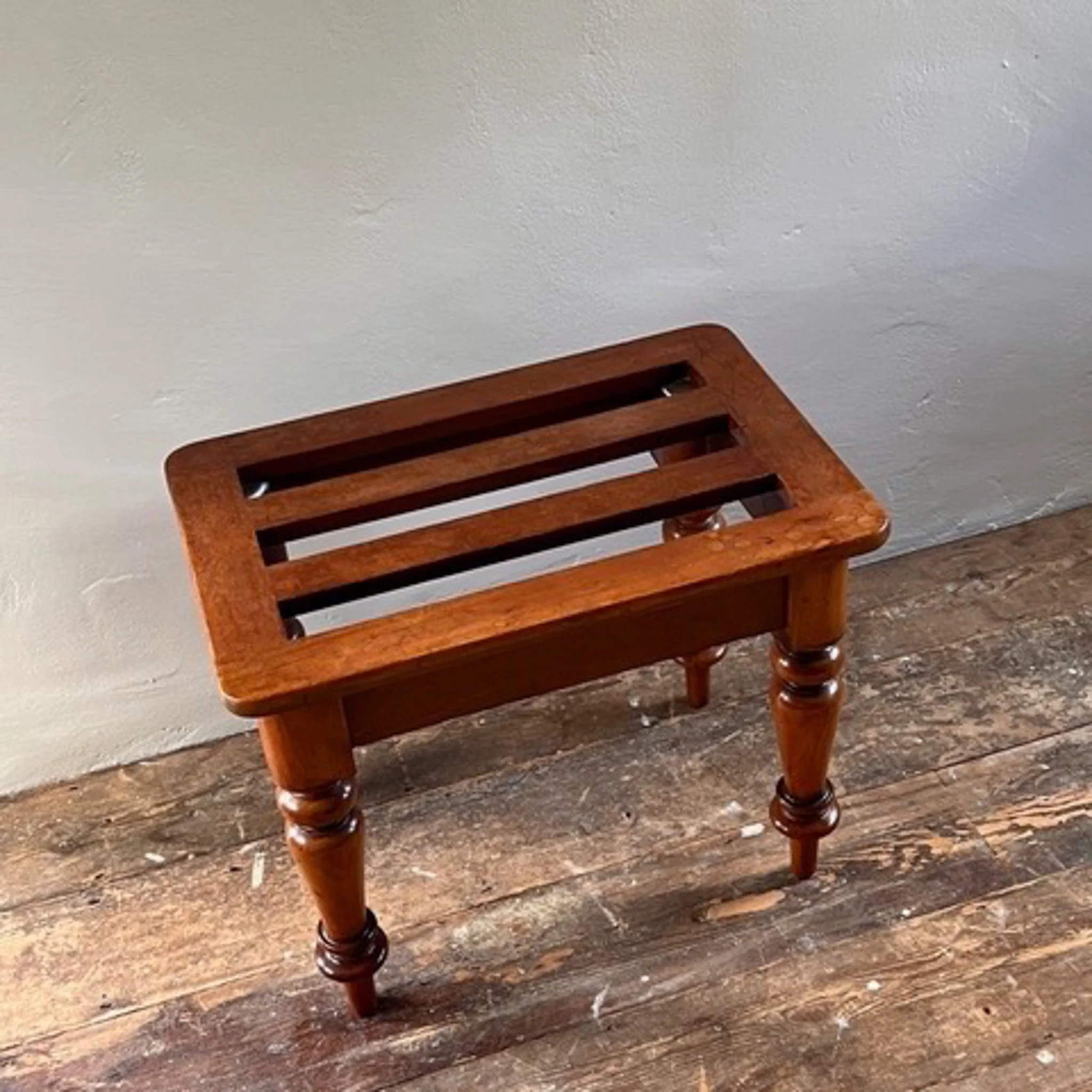 English-fruitwood-luggage-rack-antique-D8307-2.jpg