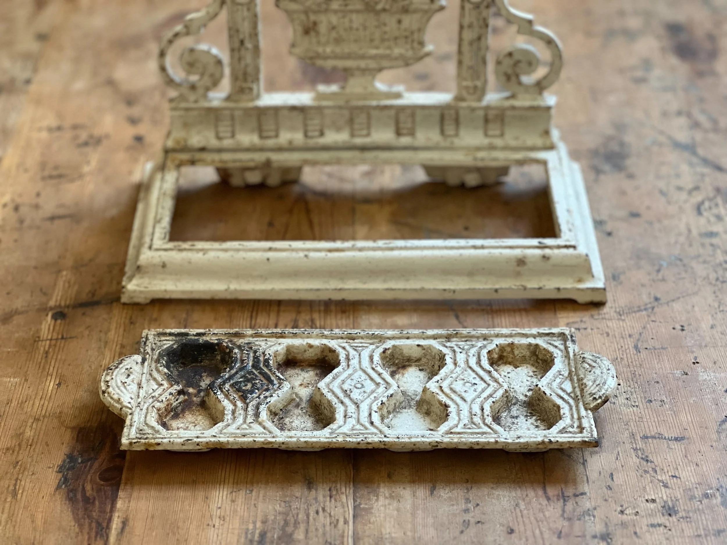 cast-iron-umbrella-stick-stand-antique-1.jpg