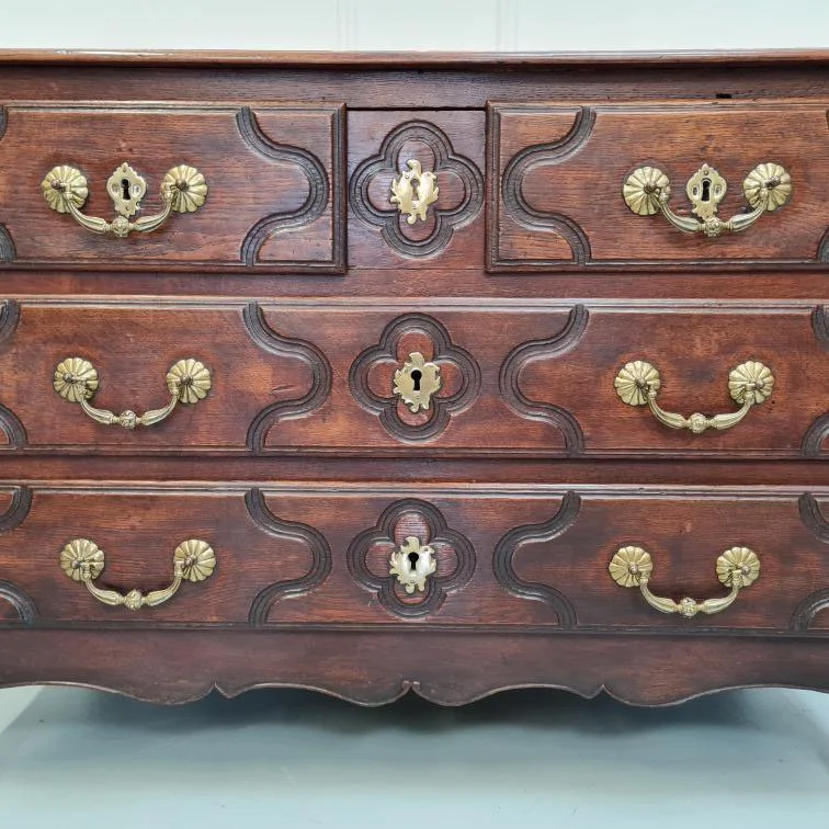 18th-century-French-oak-commode-antique-louis-XV