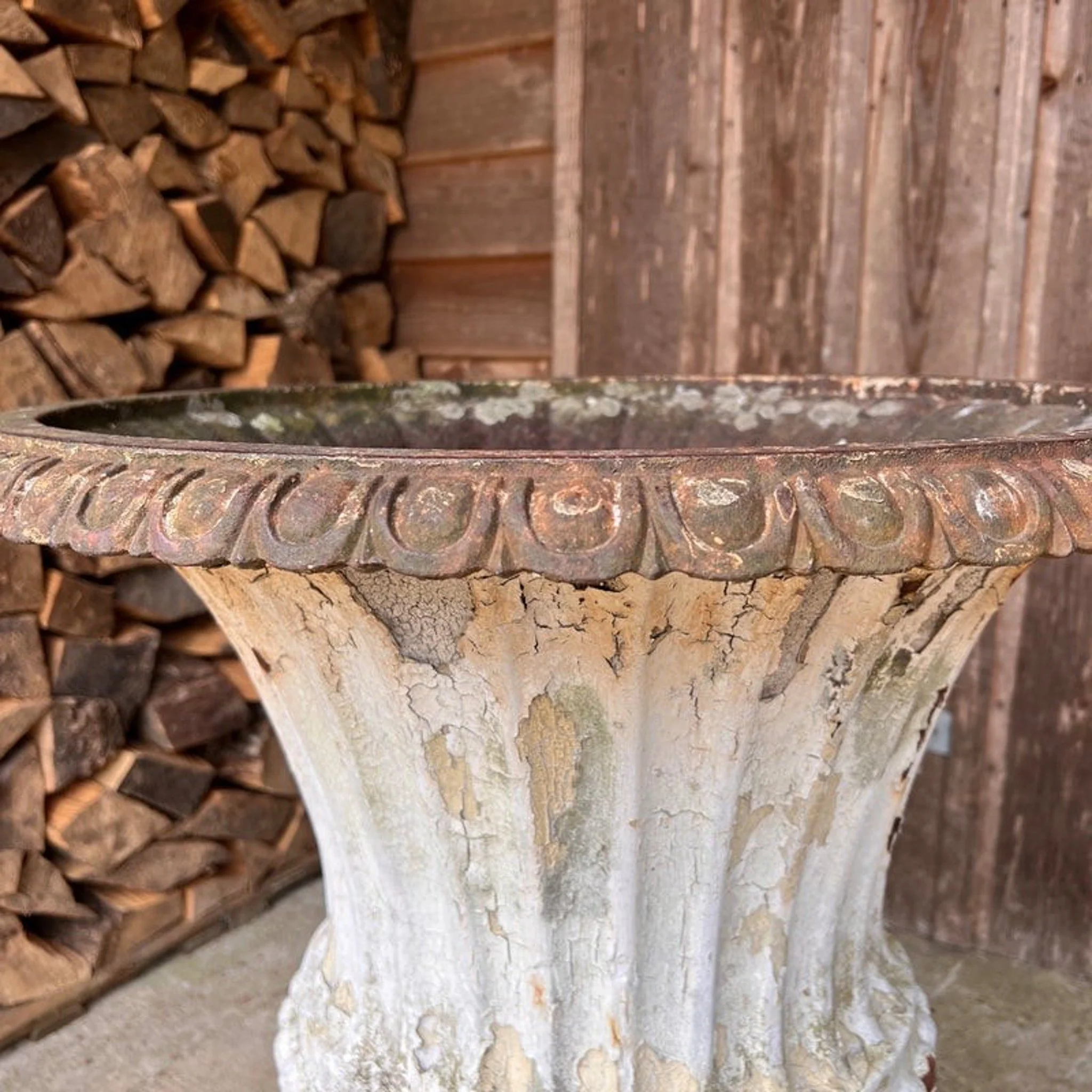 English-cast-iron-antique-garden-urn-G8303-3.jpg