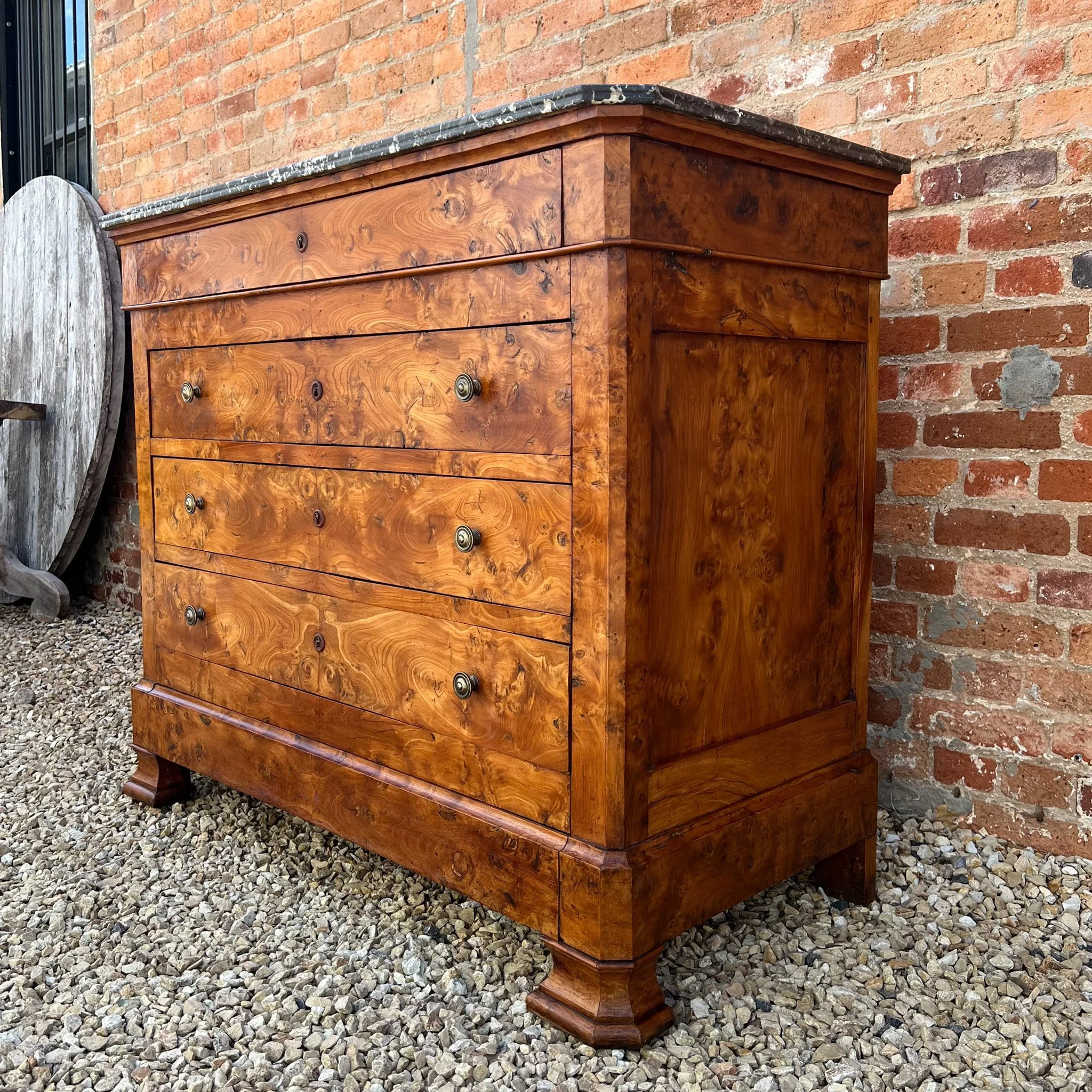 French-burr-walnut-commode-chest-drawers-marble-antique-louis-philippe-D8302-09.jpg