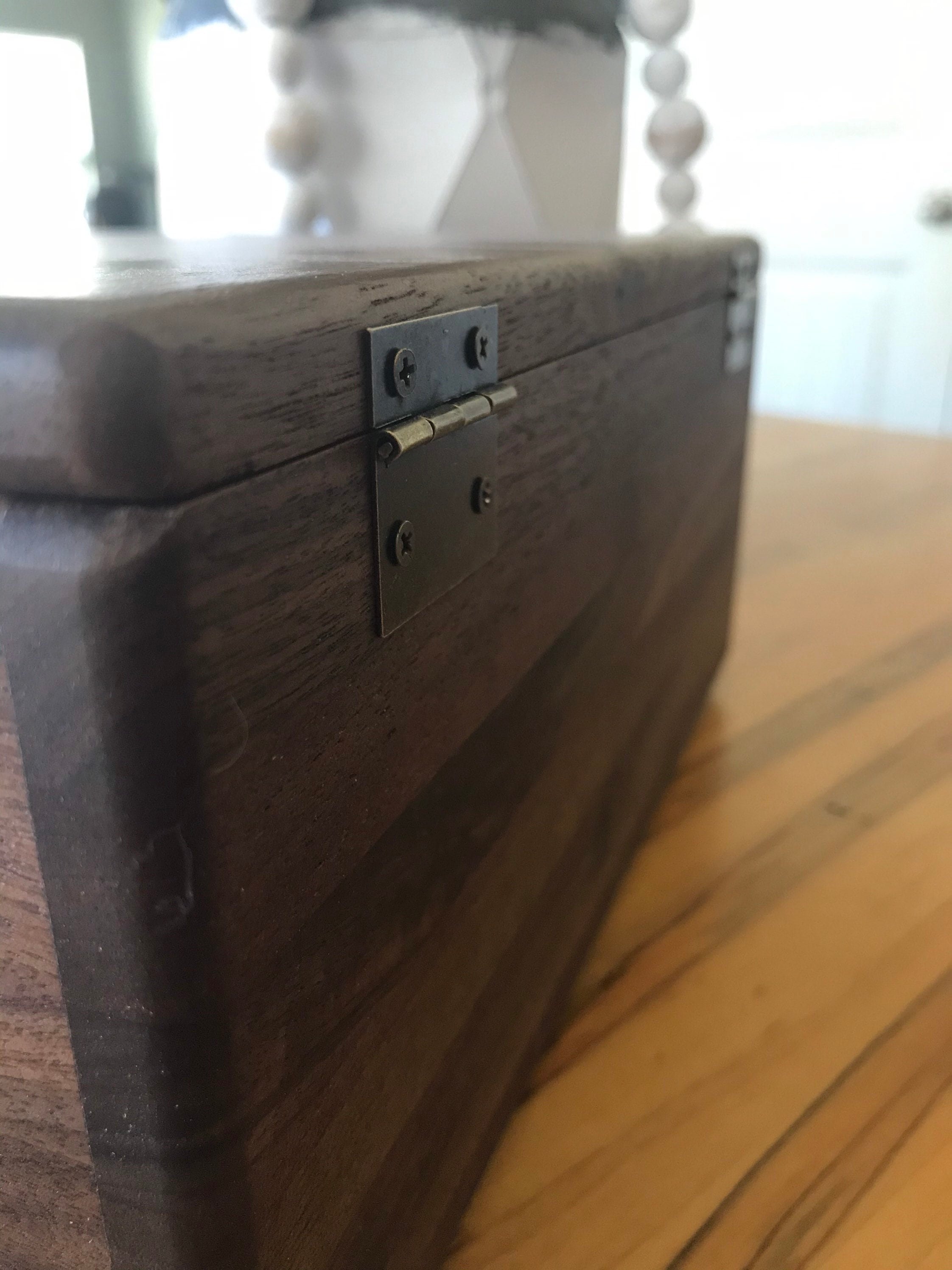 https://i.etsystatic.com/13253302/r/il/58f096/3038128309/il_fullxfull.3038128309_kfk3.jpg