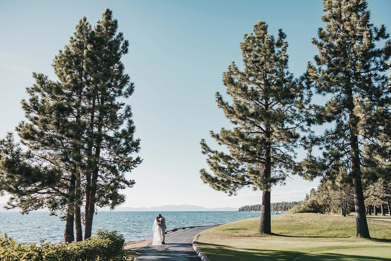 vildphotography-tahoe-wedding-B&A-386_websize.jpg