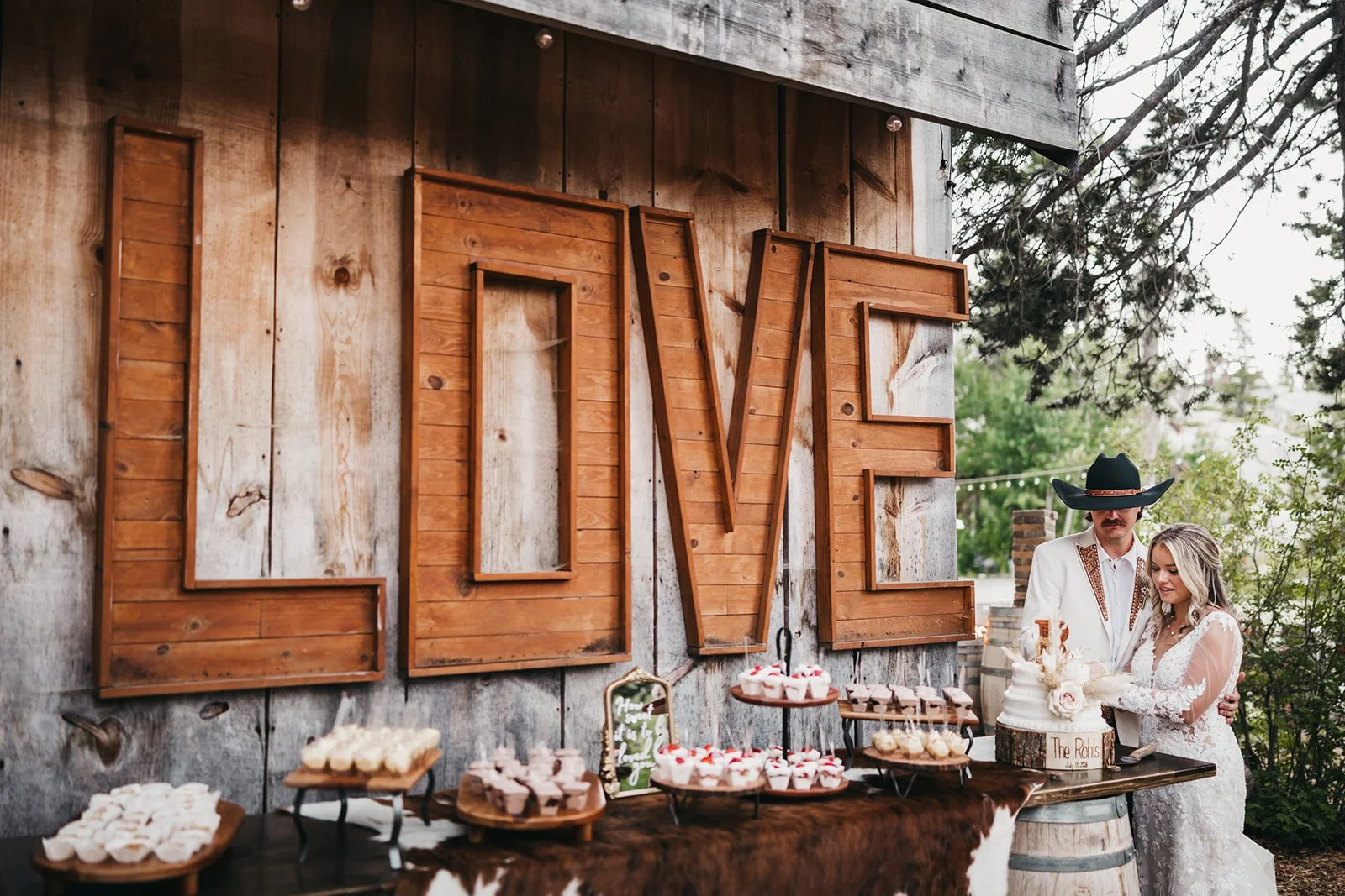 vildphotography-tahoe-wedding-B&C-91.jpg