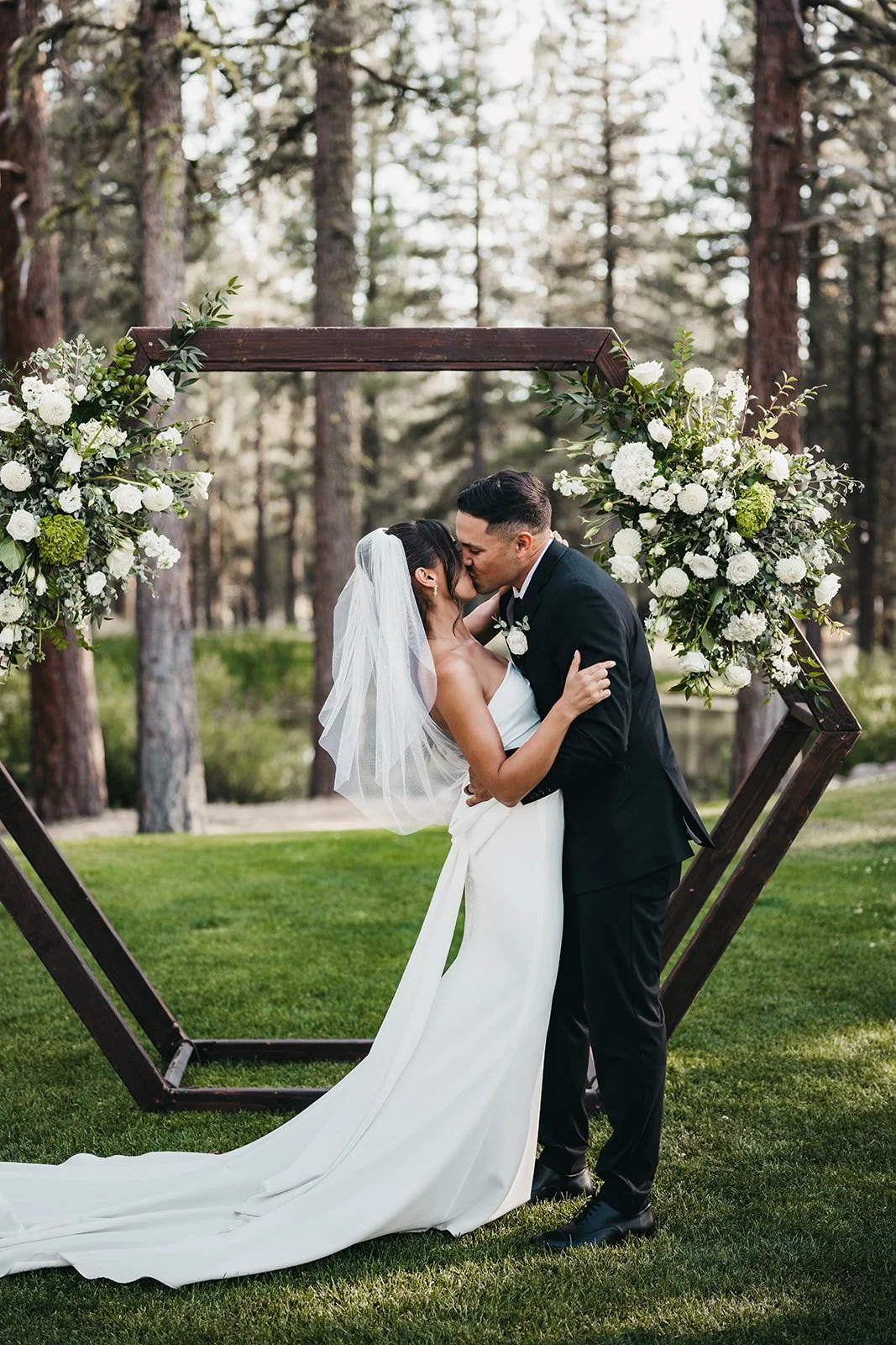 vildphotography-tahoe-wedding-M&J-457.jpg