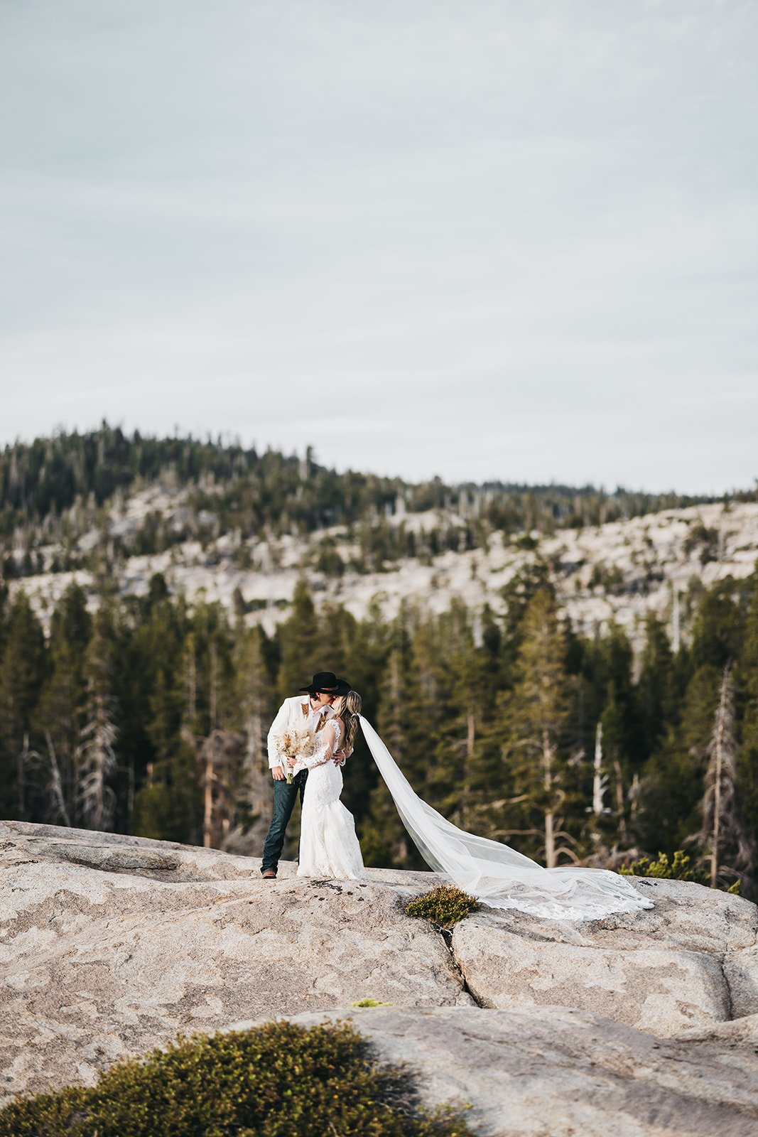 vildphotography-tahoe-wedding-B&C-782.jpg