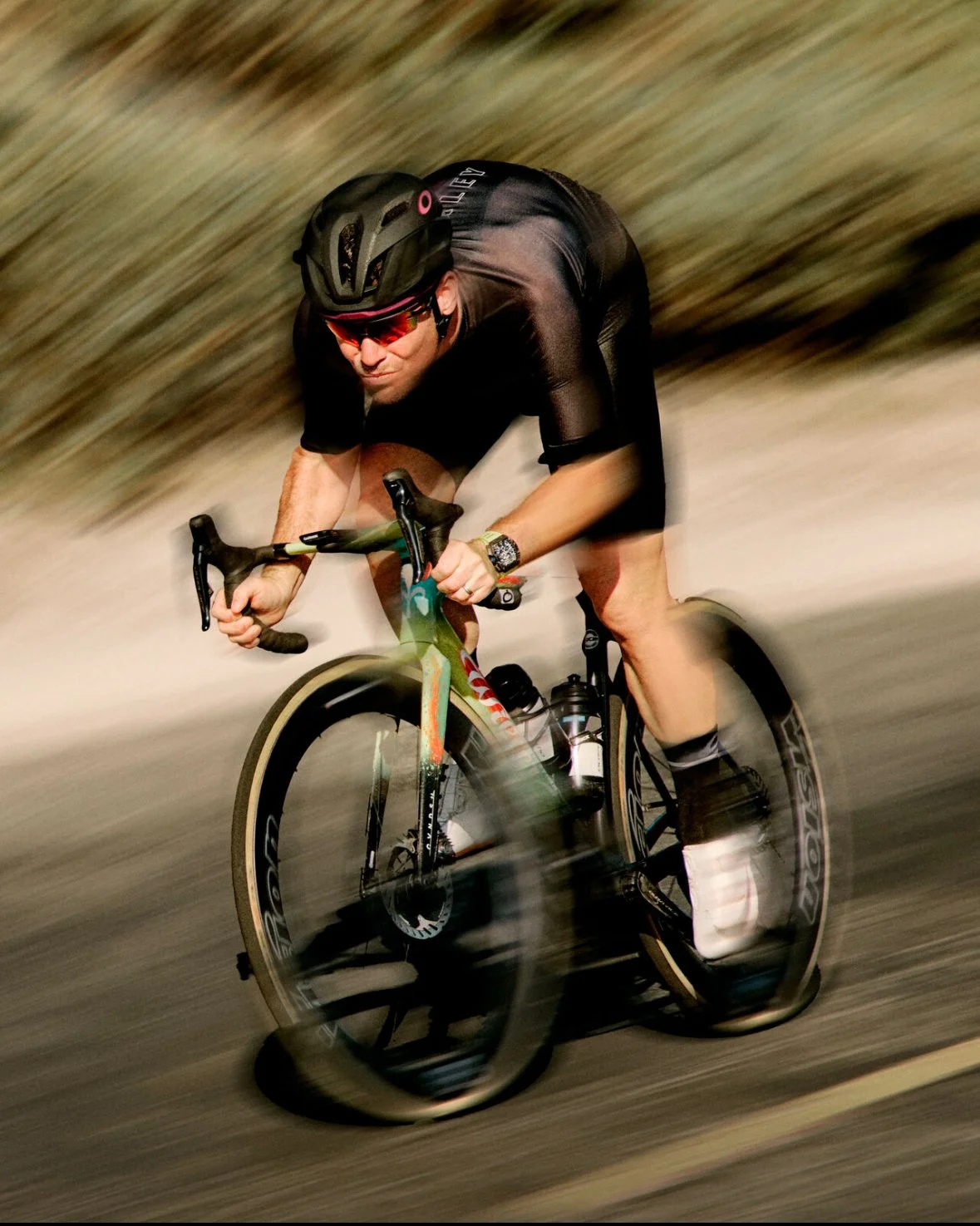 Oakley Sir Mark Cavendish @markcavendish
PHOTOGRAPHER Angella Choe @angellachoe
DIGITECH Eji Eustaquio @ejistudios
LIGHTING Brian Lang @brian_lang_dp
PRODUCTION Conscious Minds Studios @cm___studios
EXECUTIVE PRODUCER Angana Barathur
CREATIVE DIRECTO