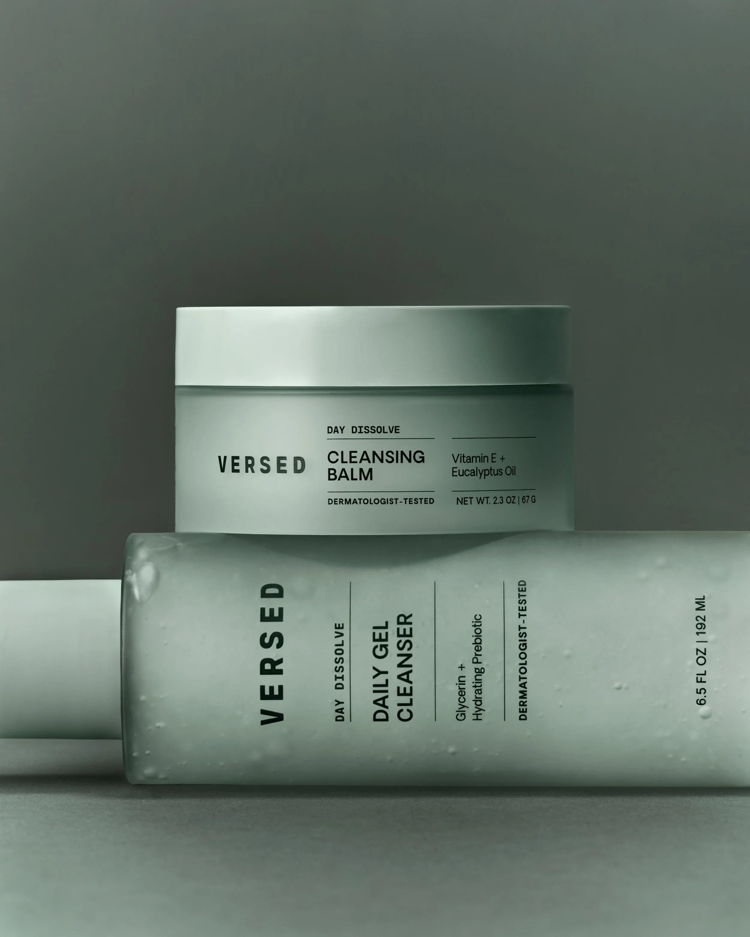 VERSED_EJI_SHOT_06_0299_GelCleanserDayDissolveCleansingBalm_HERO.jpg