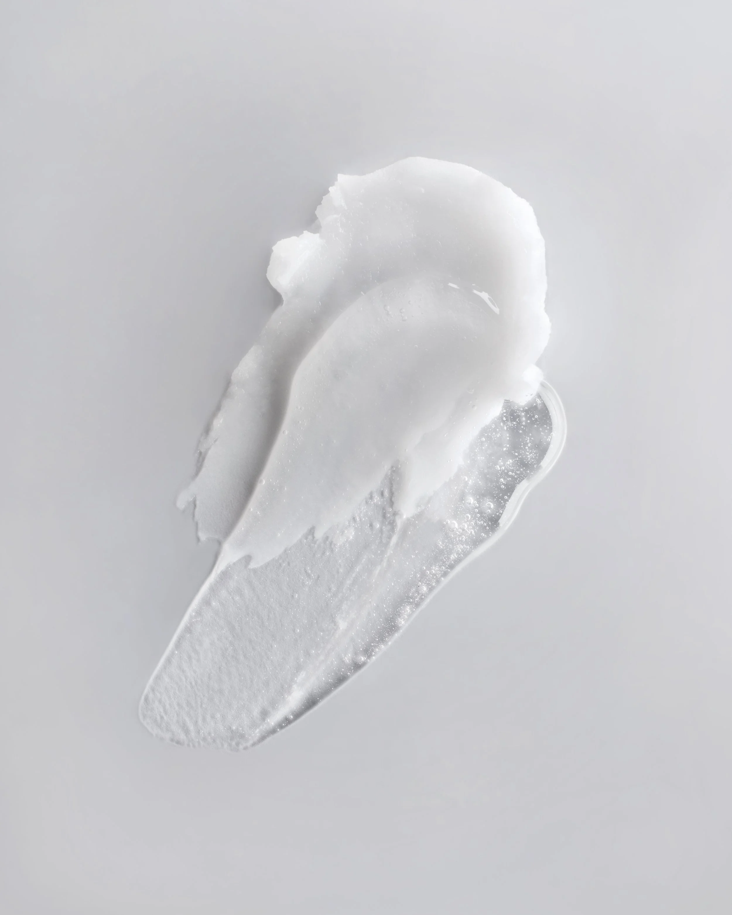 VERSED_EJI_SHOT_13_0734_GelCleanser-DayDissolveTexture_HERO.jpg