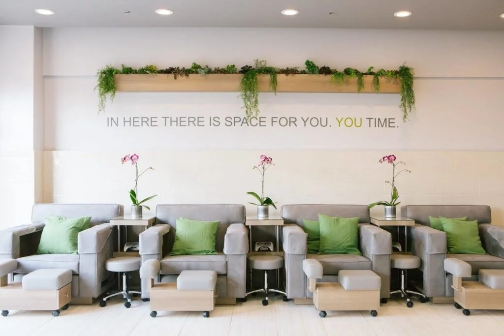 Best Local Nail Salons in Queens, NY