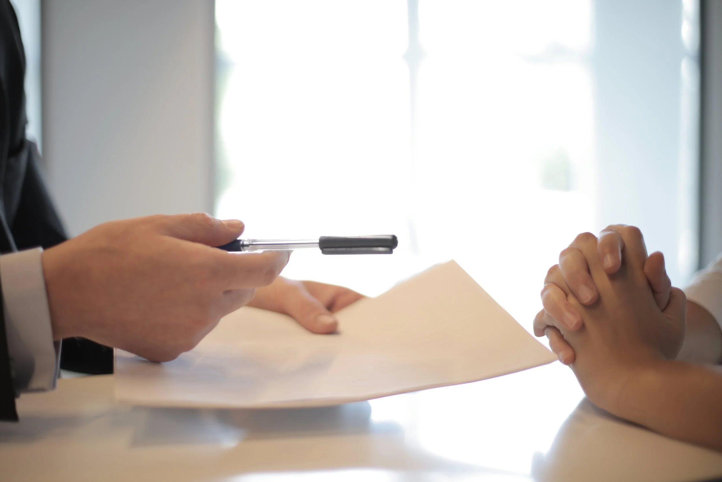 How do Northwestern Mutual insurance agents generate leads?