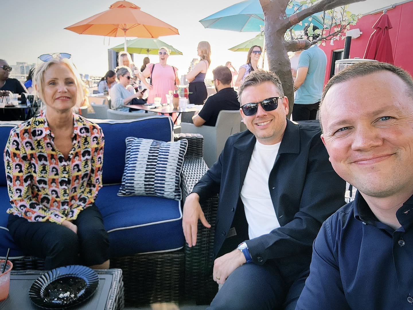 IIDA Southwest Spring Membership Mixer - mixing it up with the National Office Interiors crew!