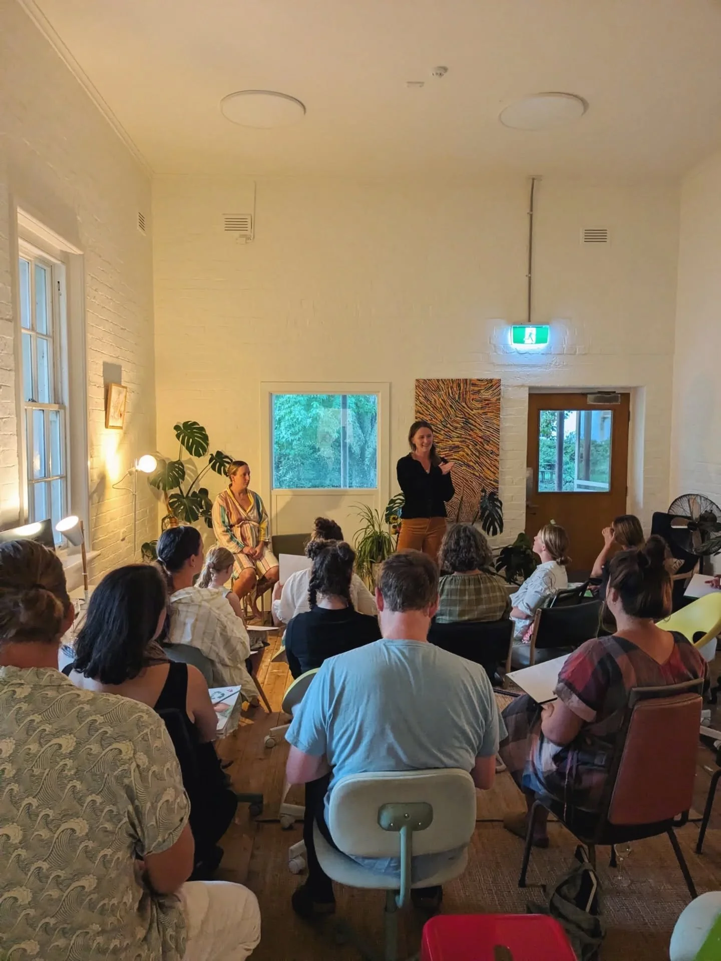 A beautiful night of life drawing at @somewhere.here.co last night ✨✨ Thanks to @_court_young_ for your prompts + organisation + the tastiest lushest cake, beautifully paired with our mates' @foreignfriends_wine latest Chenin blanc (+ gamay 🔥)

And 