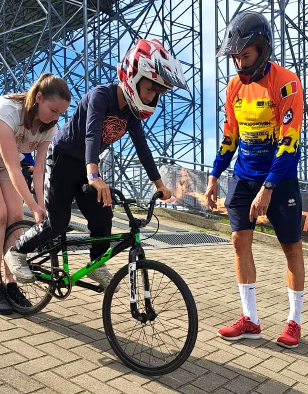 WhatsApp Image 2024-01-24 at 09.10.04-3.jpeg