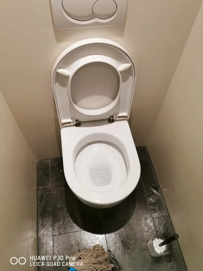 PHOTO-2025-11-06-19-57-30 3.jpg