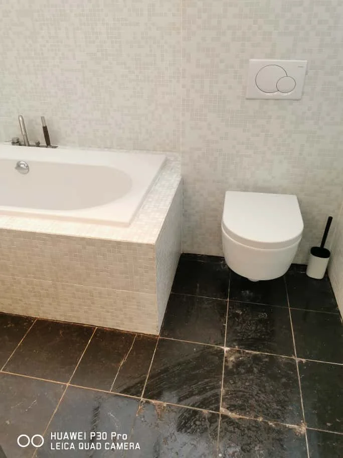 PHOTO-2025-11-06-19-57-30 2.jpg