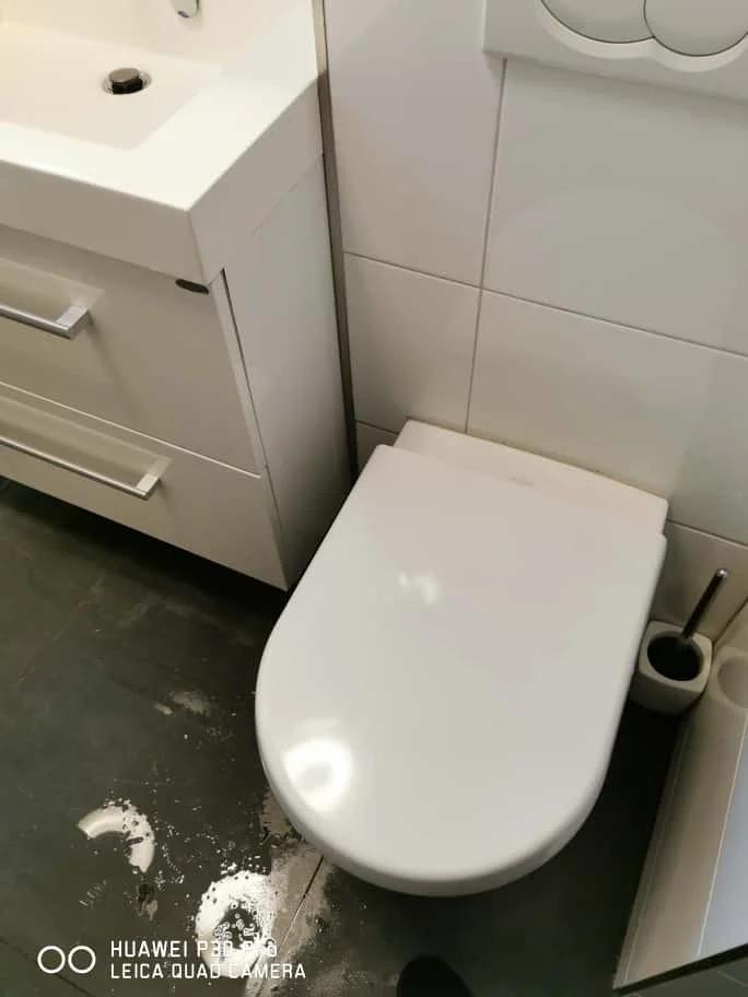 PHOTO-2025-11-06-19-58-48 3.jpg