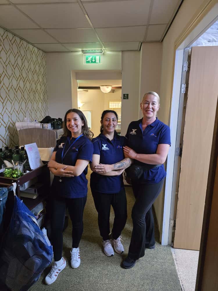 PHOTO-2025-11-06-19-55-27 2.jpg