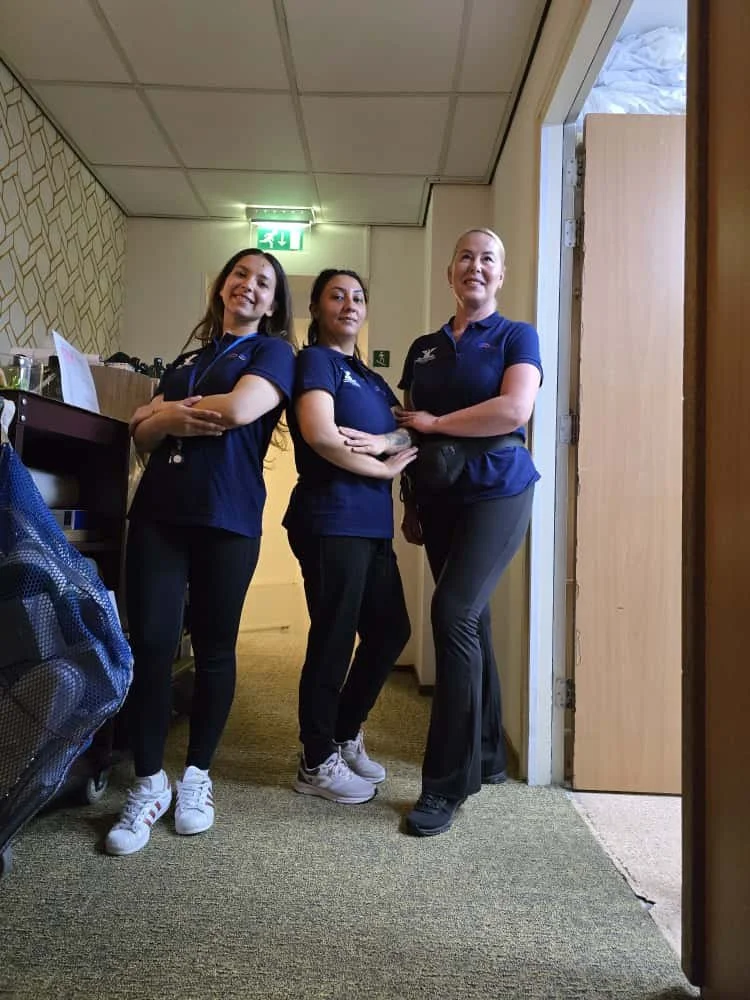 PHOTO-2025-11-06-19-55-42 2.jpg