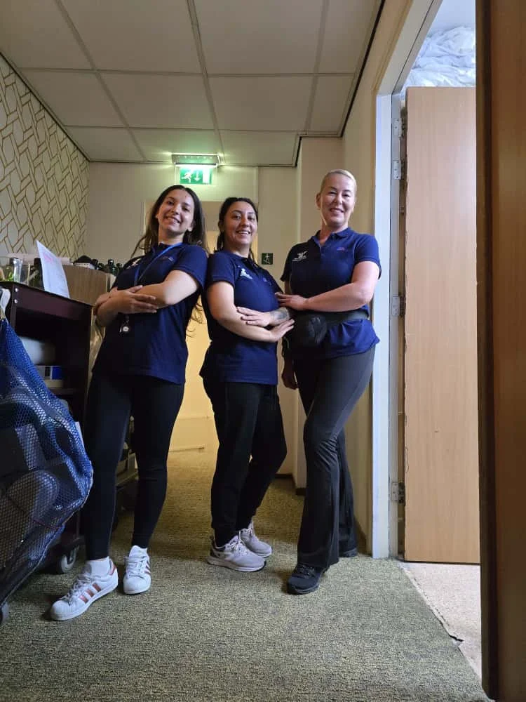 PHOTO-2025-11-06-19-55-42 3.jpg