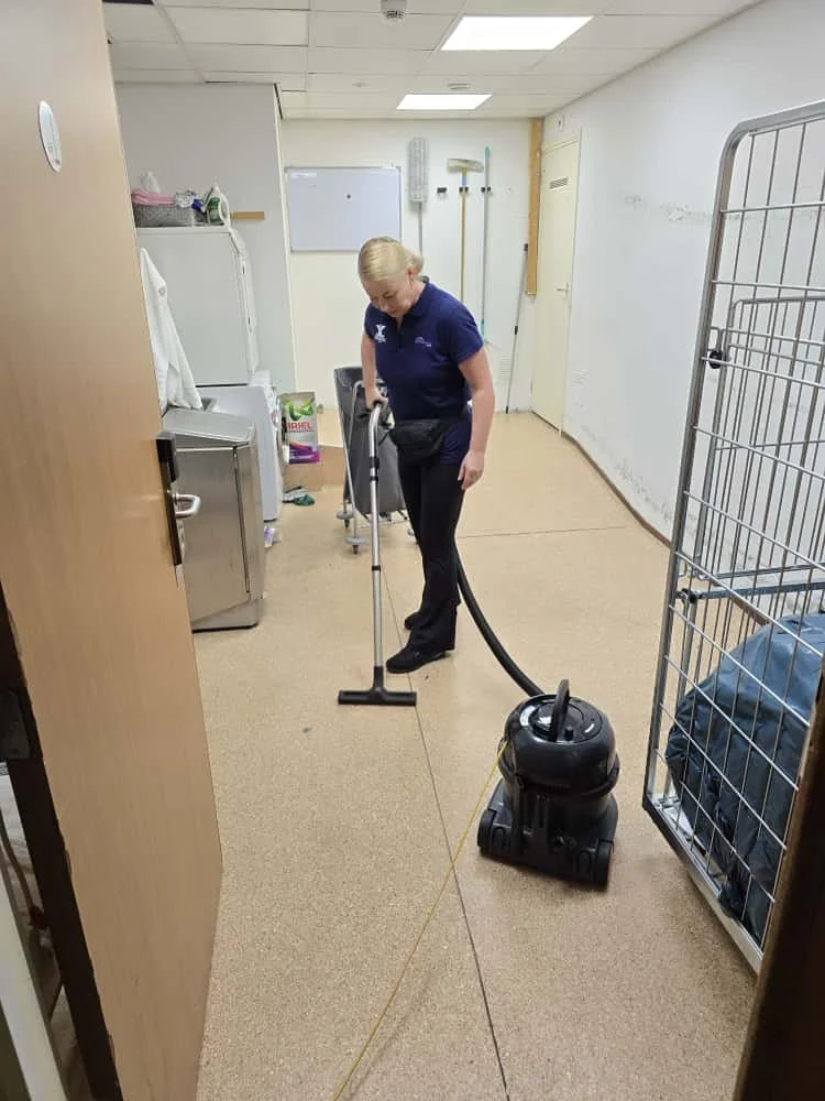 PHOTO-2025-11-06-19-55-44 2.jpg