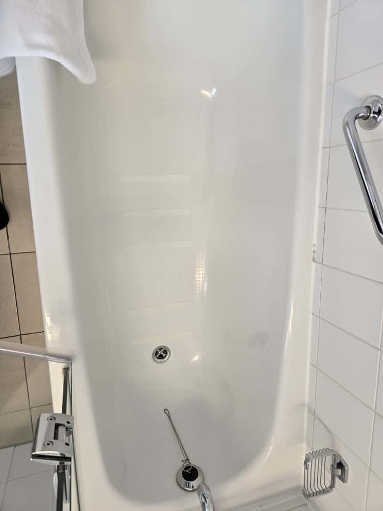 PHOTO-2025-11-06-19-55-45 4.jpg