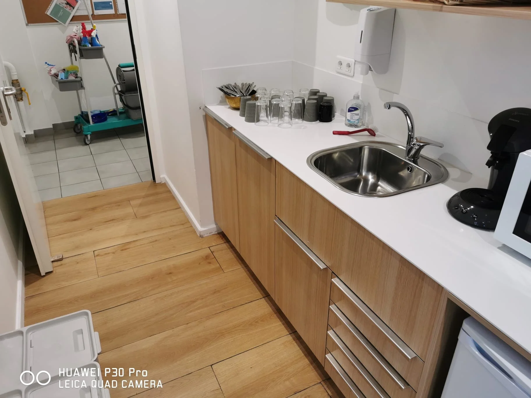 PHOTO-2025-11-06-20-00-53 4.jpg